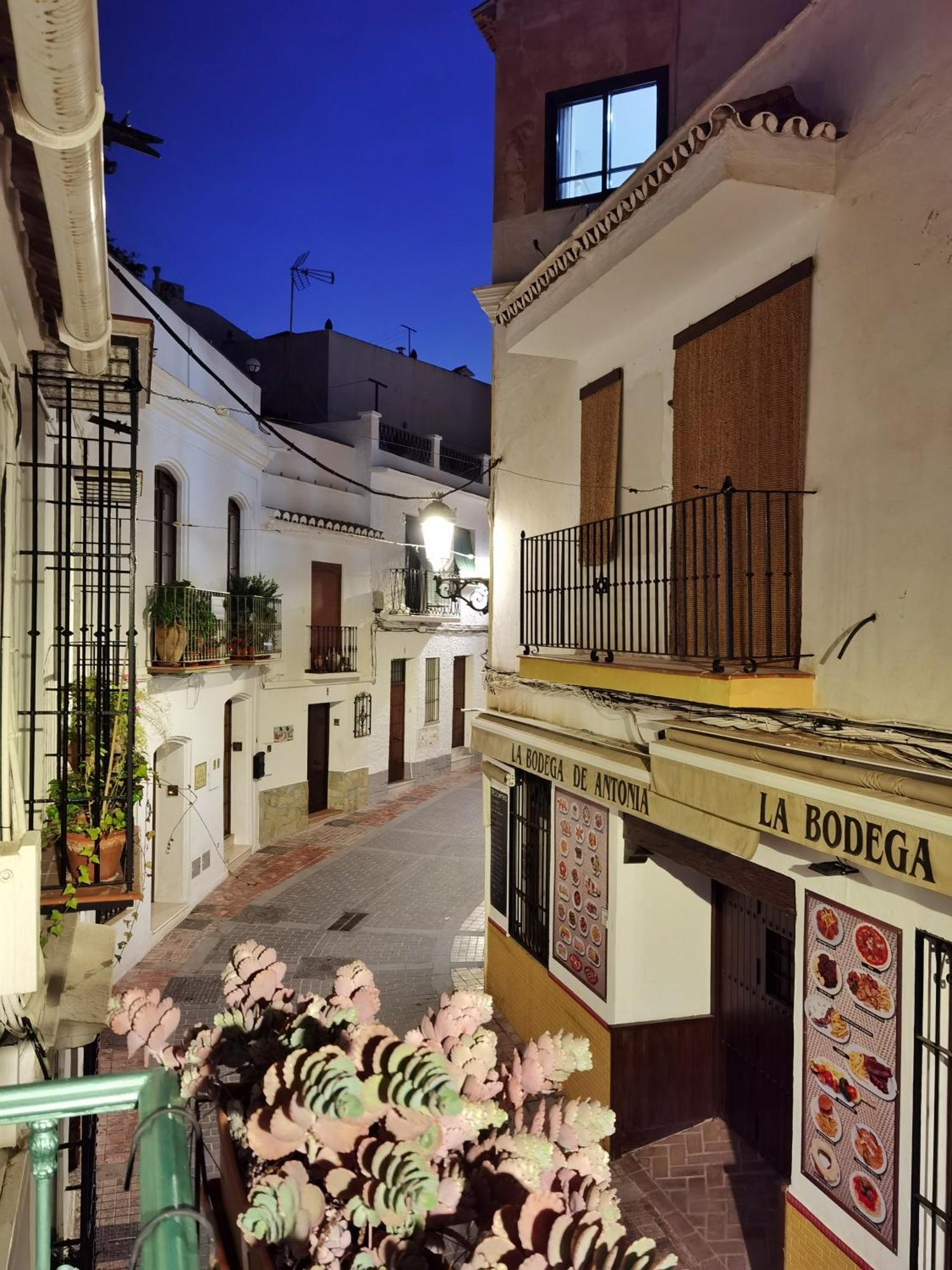 Villa Carabeo 内尔哈 外观 照片